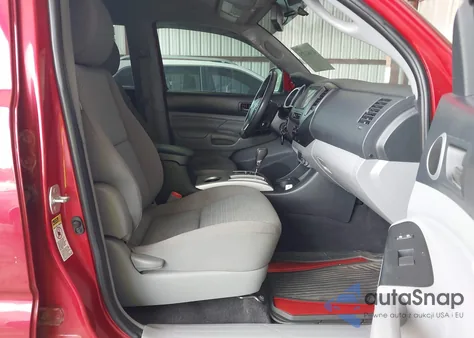 2014 Toyota Tacoma Base V6 z USA, uszkodzony, nr VIN 3TMMU4FN8EM068048